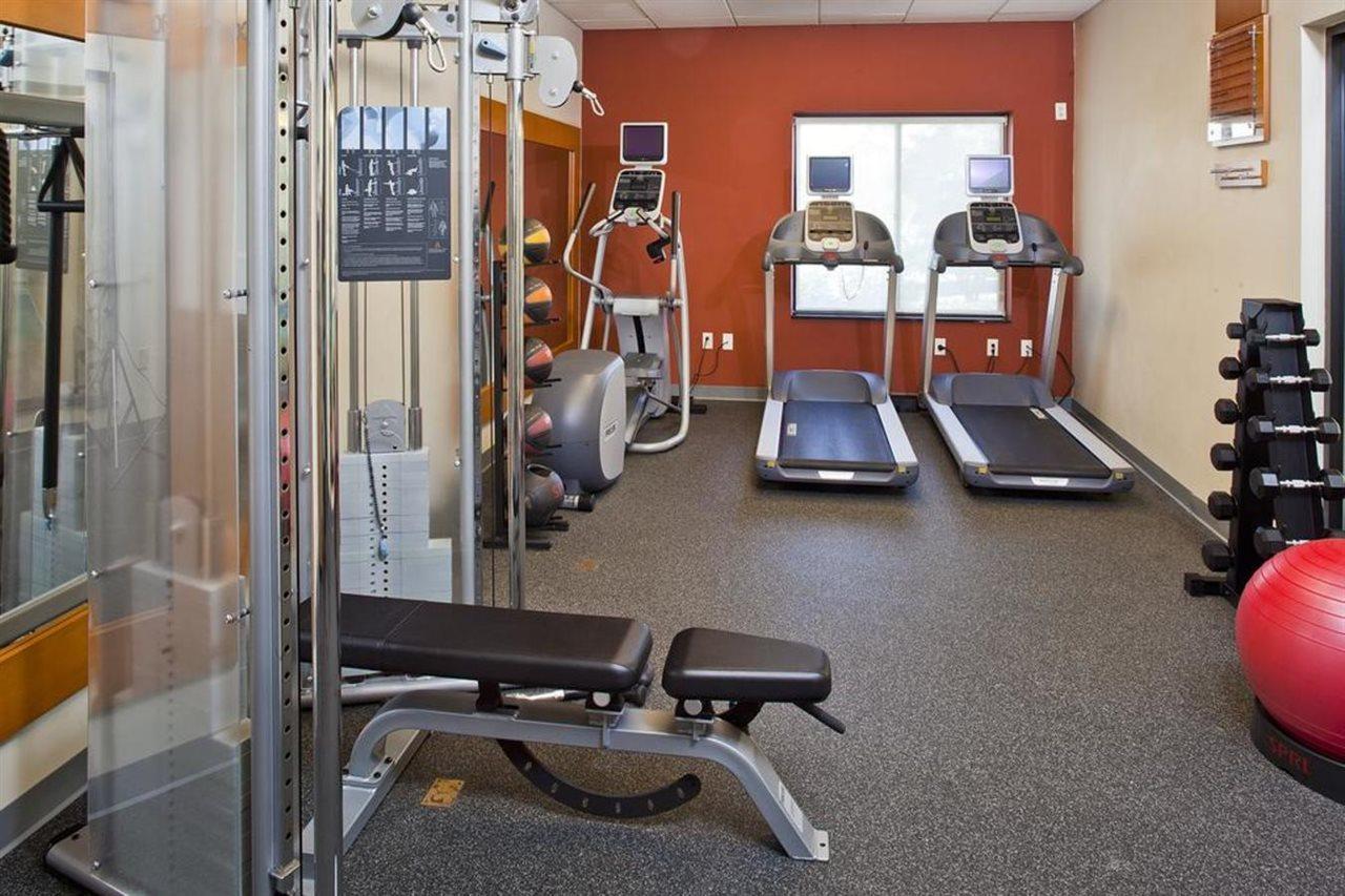 Hilton Garden Inn פלימות' מראה חיצוני תמונה