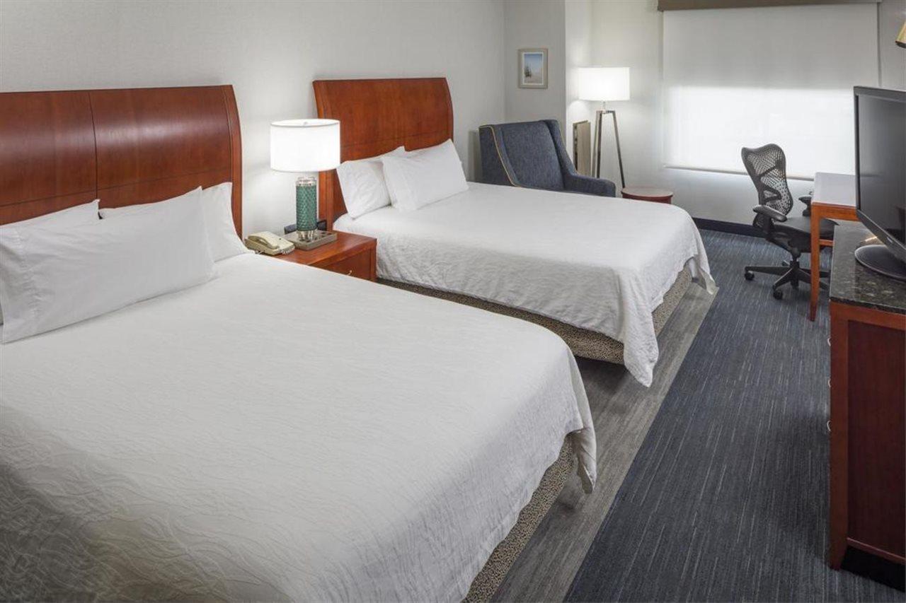 Hilton Garden Inn פלימות' מראה חיצוני תמונה
