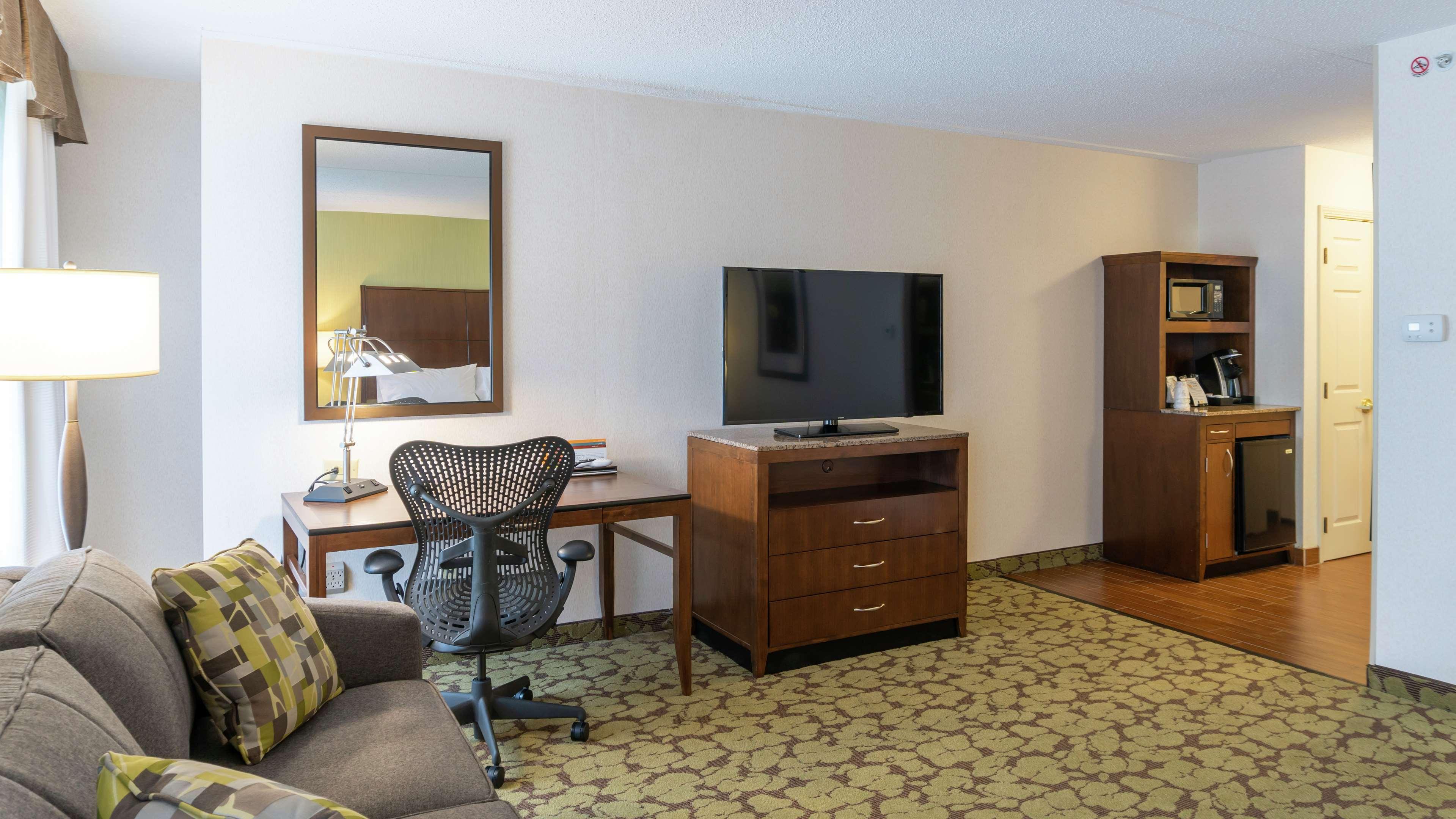 Hilton Garden Inn פלימות' מראה חיצוני תמונה