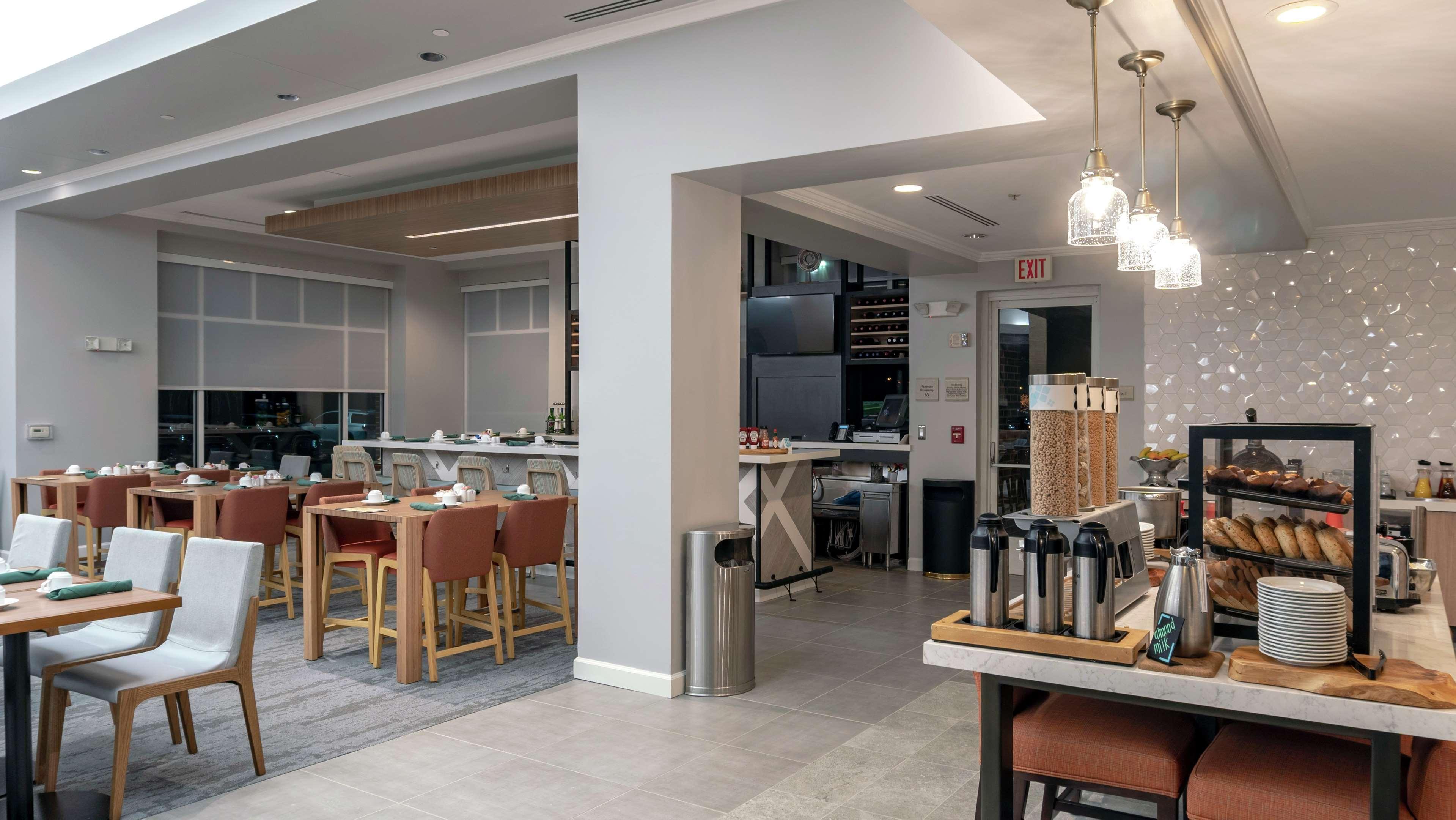 Hilton Garden Inn פלימות' מראה חיצוני תמונה