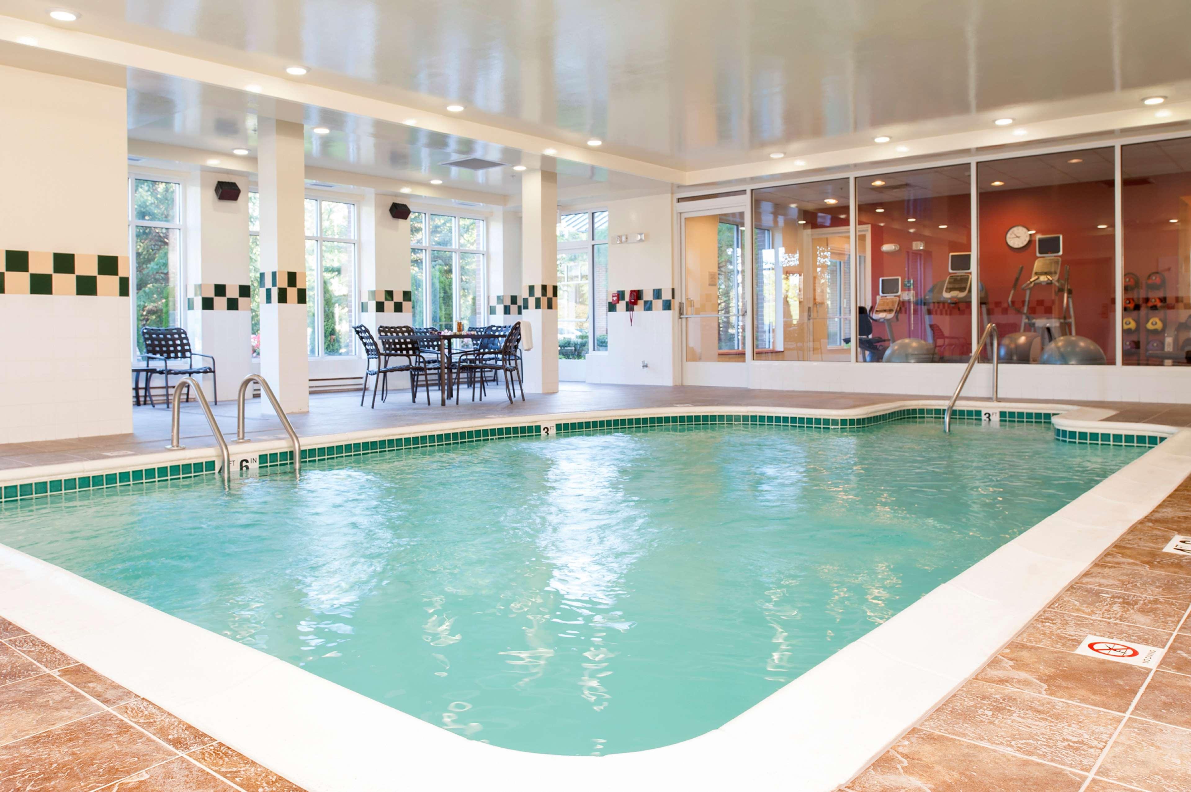 Hilton Garden Inn פלימות' מראה חיצוני תמונה