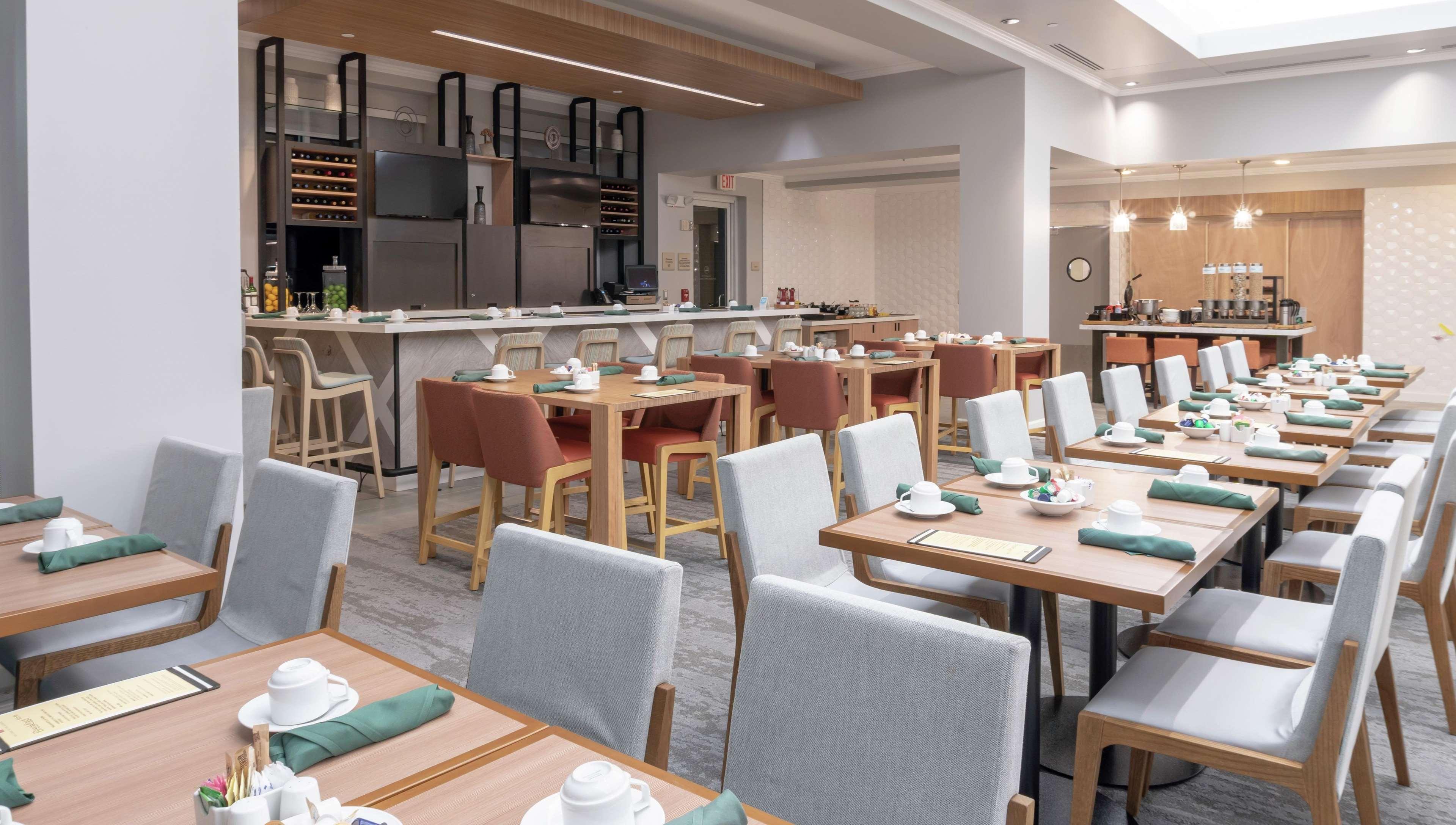 Hilton Garden Inn פלימות' מראה חיצוני תמונה