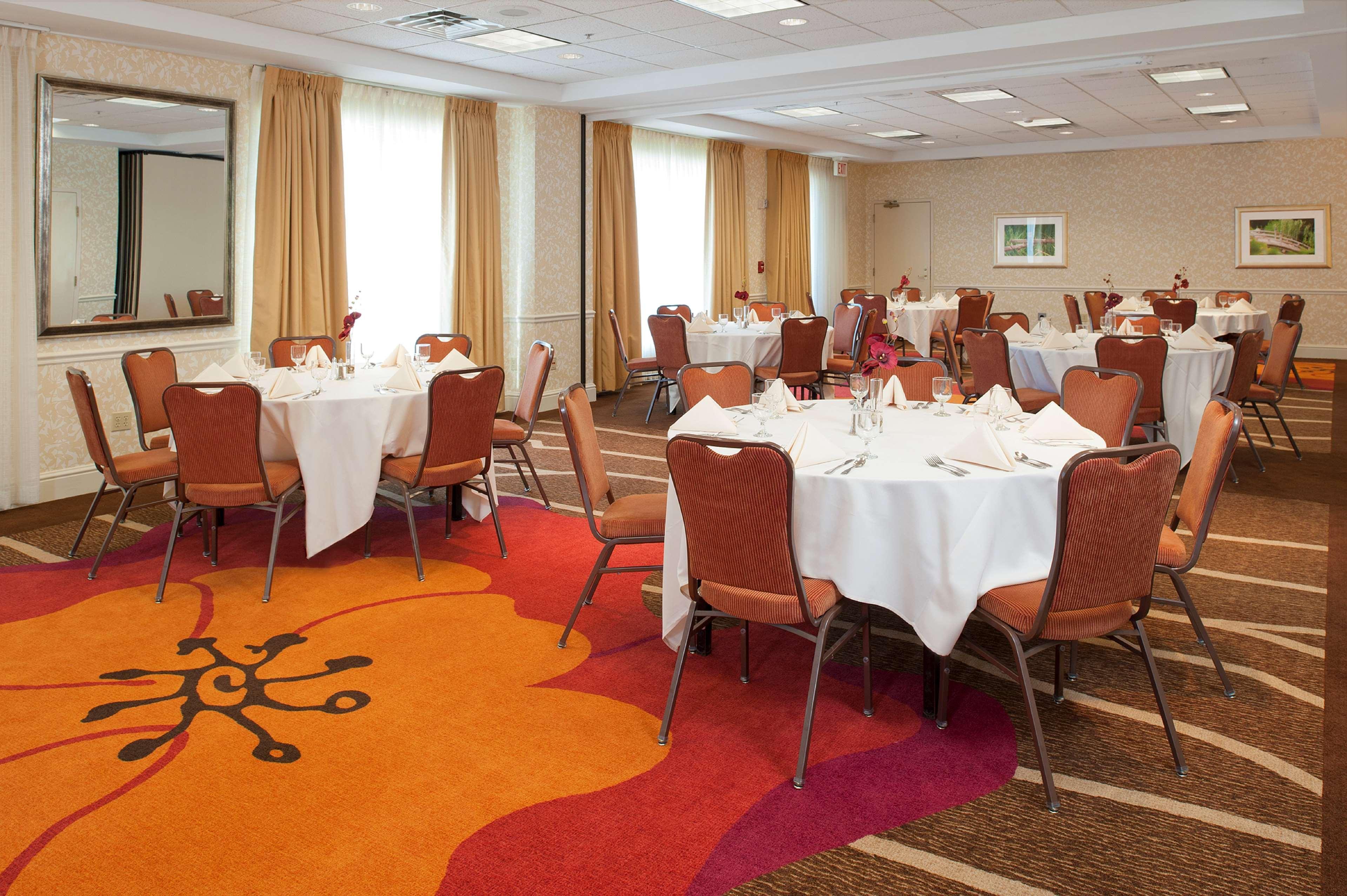 Hilton Garden Inn פלימות' מראה חיצוני תמונה